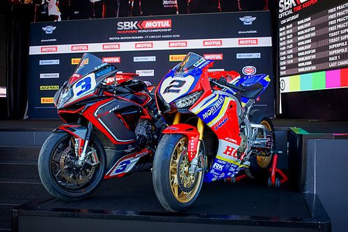 Superbikes op het podium van TT Circuit Assen