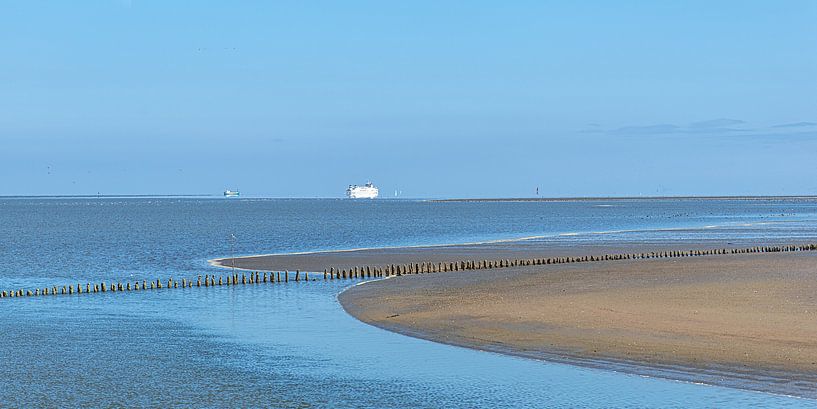 Blick auf das Wattenmeer vom PaesensModdergat-Pier von Harrie Muis