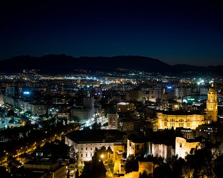 Malaga la nuit par Jens Sweerts