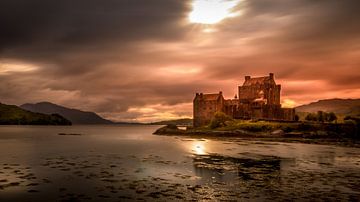Eilean Donan Castle (Schotland) van Dennis Wardenburg