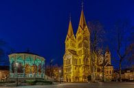 Kiosk en Munsterkerk Roermond avondopname van Twan van den Hombergh thumbnail