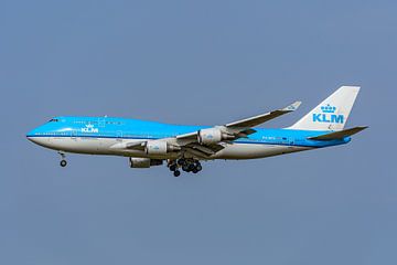 KLM Boeing 747-400 "City of Guayaquil" (PH-BFG). by Jaap van den Berg