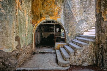 Staircase in the abandoned house by Tilo Grellmann