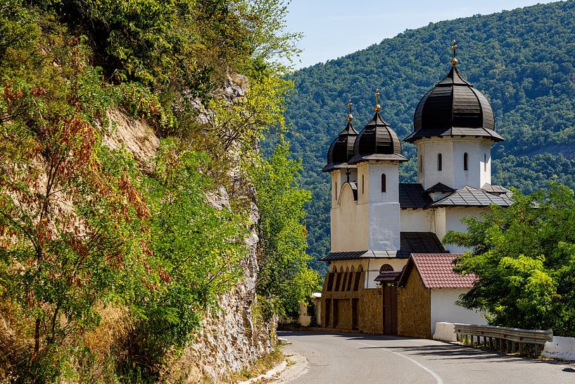 Das Mraconia Kloster an der Donau in Rumänien von Roland Brack