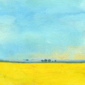 Land mit gelber Wiese und Bäumen von Claudia Gründler