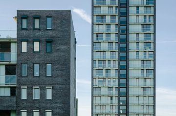 Woontoren Sirene en appartementen Arcos in Almere Haven van Sven Wildschut