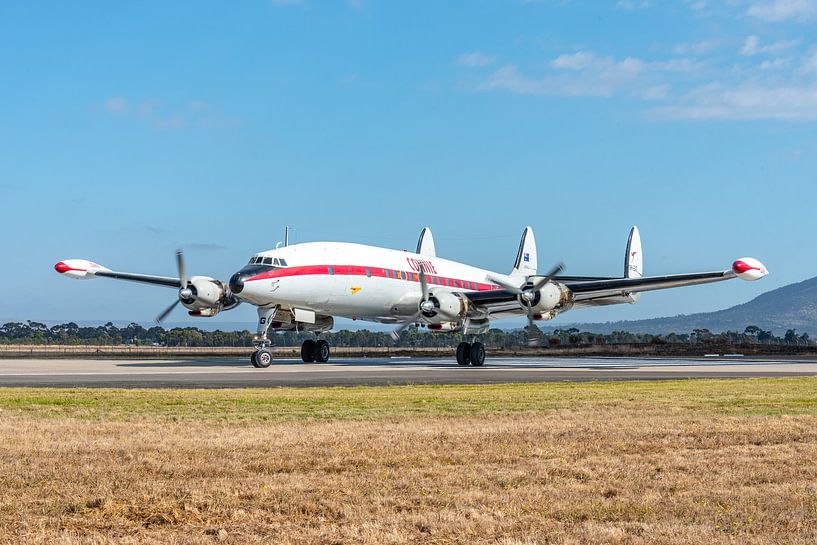 Lockheed C-121 Constellation, le VH-EAG. par Jaap van den Berg