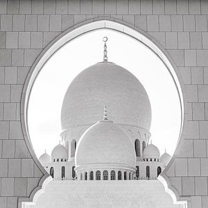Dôme de la mosquée Sheikh Zayid à Abu Dhabi en noir et blanc sur Dieter Walther