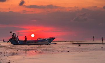 Coucher de soleil sur Bali sur Ilya Korzelius