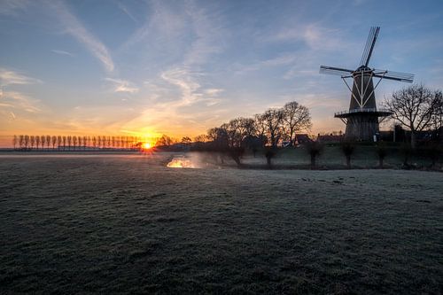 Zonsopgang molen Buren