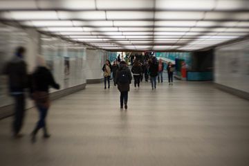 Wandelgang in Brussel-Centraal van Ronald De Neve