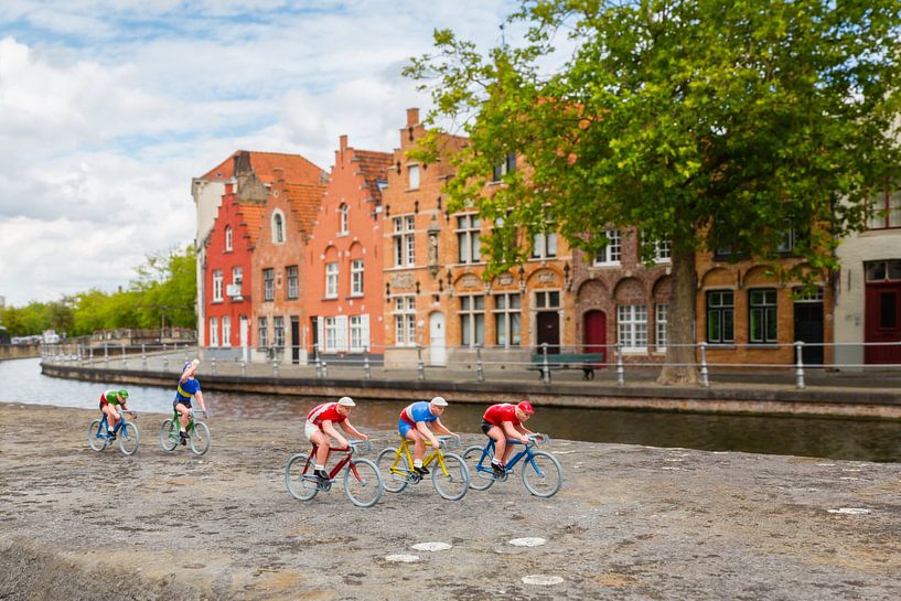 Radfahren in Brügge (Belgien) von Nele Mispelon