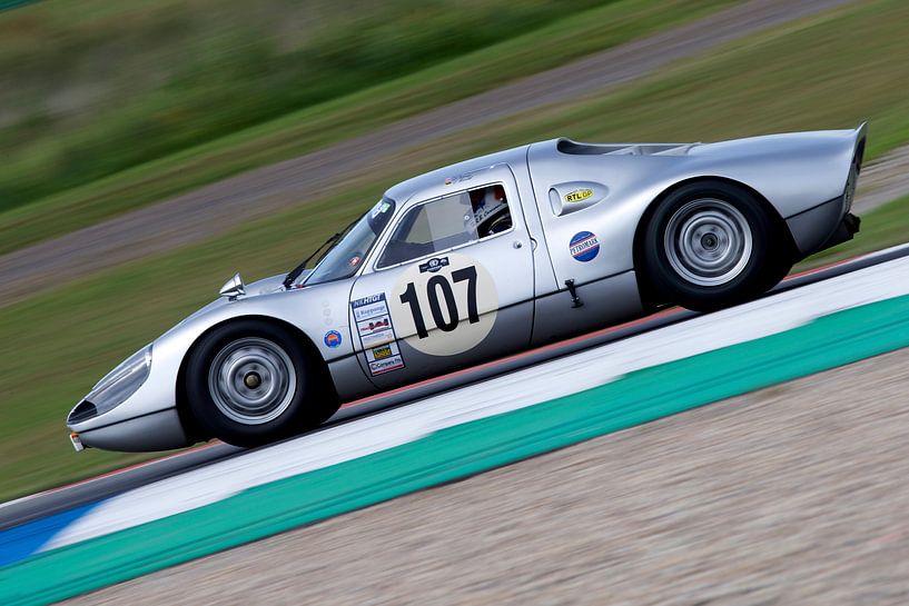 Porsche raceauto van Thijs Schouten