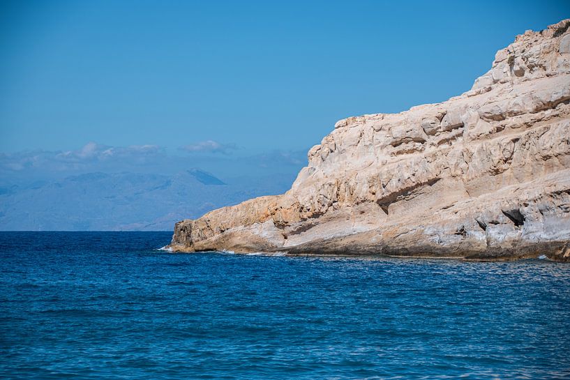Hippie caves on Crete by Kira Grüger