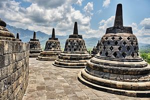 Der Rundweg zu den tausendjährigen Stupas