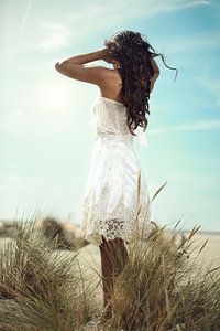 Wind in her hair 1 van Sacha van Manen Photography