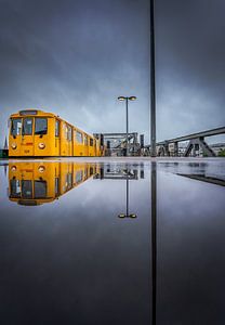 Berlin Tram Reflection von Iman Azizi