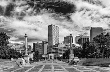 Denver Skyline van Ilya Korzelius