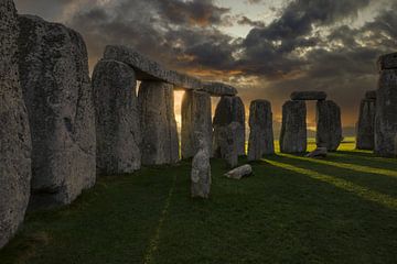 Stonehenge, le célèbre cercle de pierres en Angleterre sur Maarten Hoek