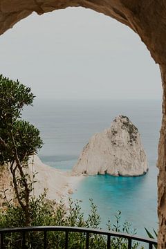Romantic vista at Cliffs of Zakynthos (Keri Lighthouse) by Dixy Kracht