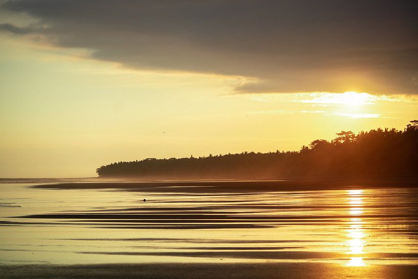 Lever de soleil sur la plage par Joey Joell