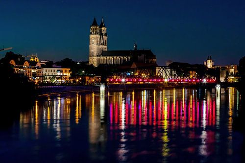 Maagdenburg bij nacht