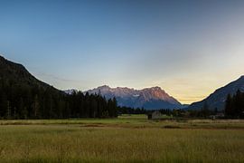 Glowing mountains in Farchant