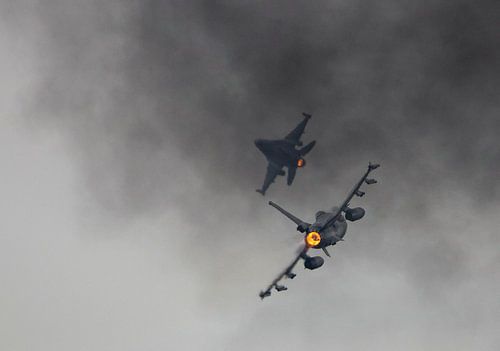 Dutch F16's during the AirPowerDemo at the Air Force Days in Volkel