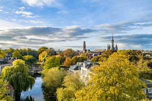 Luftaufnahme der Stadt Zwolle an einem schönen Herbsttag