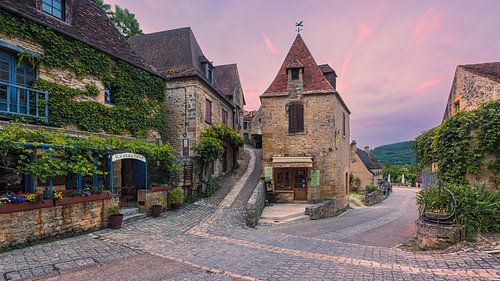 Sunrise in Beynac-et-Cazenac, France