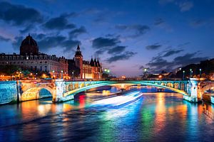 Paris in der Abenddämmerung