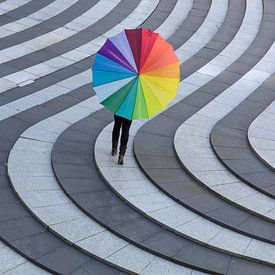 Regenboogparaplu & Lijnenspel van Scheev fotografie: Wilma Sloot