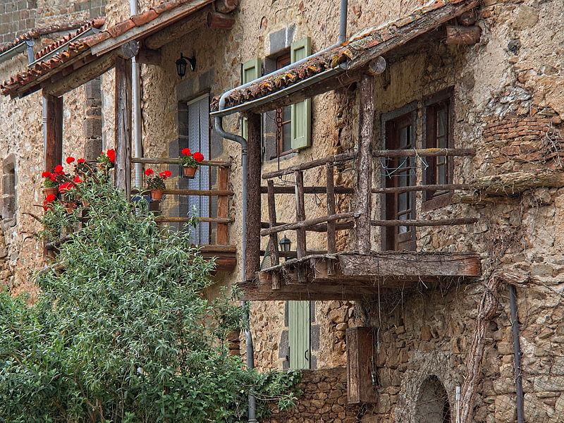 Romantic medieval townscape by Louis Kreuk
