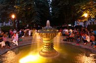 Wiesbaden : Biertuin in Adolfsallee met fontein van Torsten Krüger thumbnail