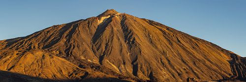 the Pico del Teide in the morning light