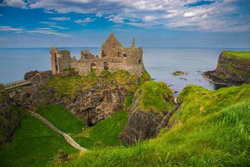 Dunluce Castle, een majestueuze ruïne vol geschiedenis en mysterie van Antwan Janssen