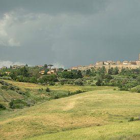 Volterra, Toscane, Italië van Alfred Meester