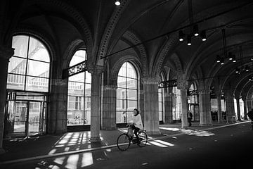 Fahrradtunnel Rijksmuseum schwarz und weiß
