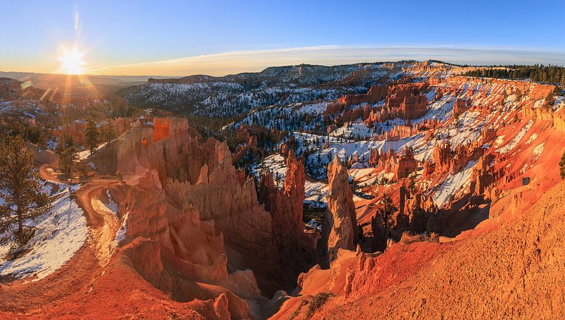 Wintersonnenaufgang im Bryce Canyon N.P., Utah von Henk Meijer Photography