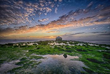 Uitstroomkoepel strand Monster