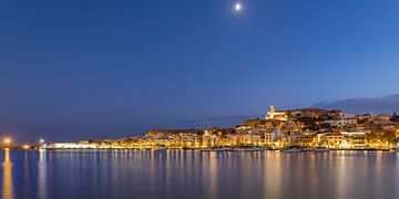 Ibiza by night by Dennis Eckert