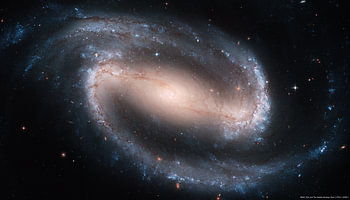 The Barred Spiral Galaxy NGC 1300 | Hubble Space Telescope