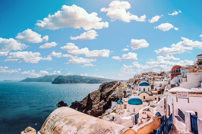 Santorini by Hello Pompoyo