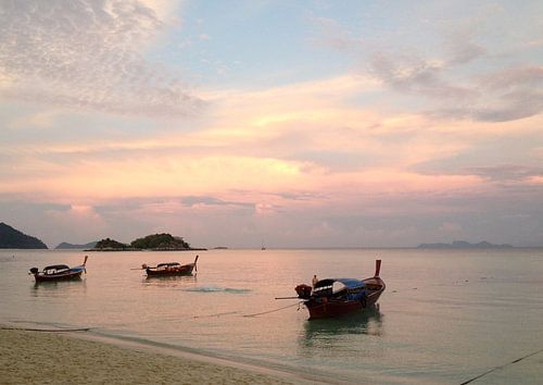 Sonnenuntergang Thailand van Pünktchenpünktchen Kommastrich