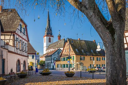 Marktplatz vom Weindorf Erbach im Rheingau
