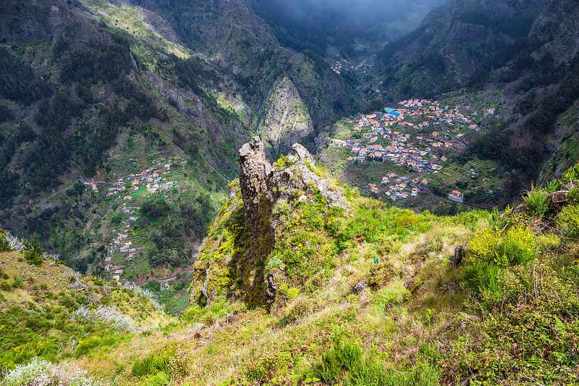 Blick auf das Nonnental auf der Insel Madeira, Portugal von Rico Ködder