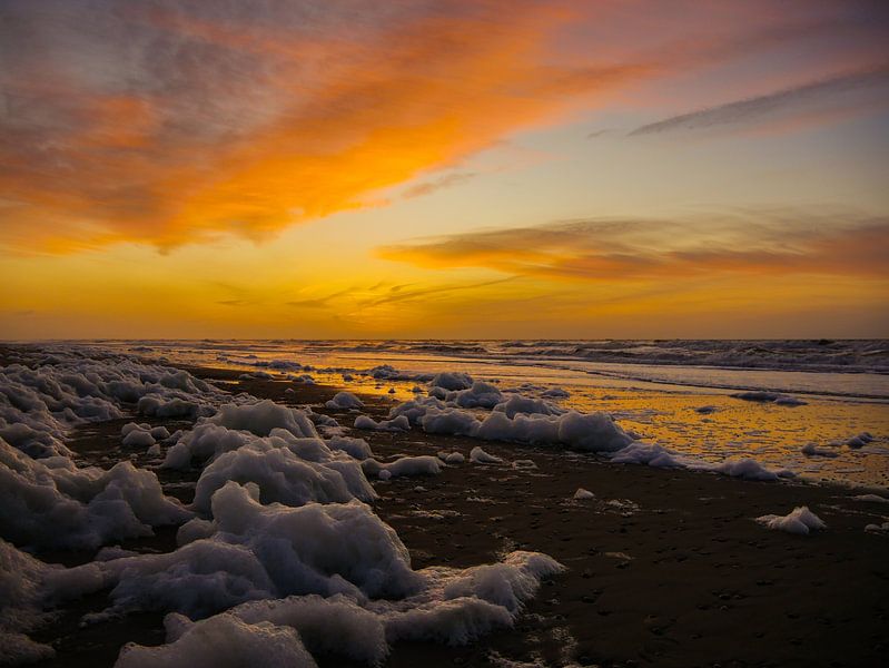 Sunset on Texel by Jasper van der Vos