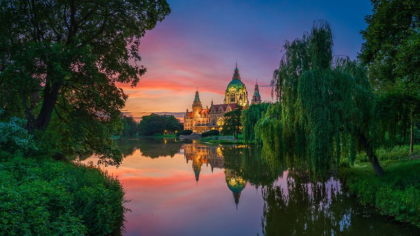 City Hall of Hannover, Germany by Michael Abid