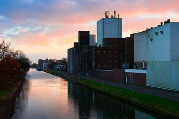 Sunrise in Weert at the Zuid-Willemsvaart canal by Jolanda de Jong-Jansen