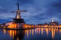Molen de Adriaan in Haarlem tijdens blue hour van Dick Portegies thumbnail